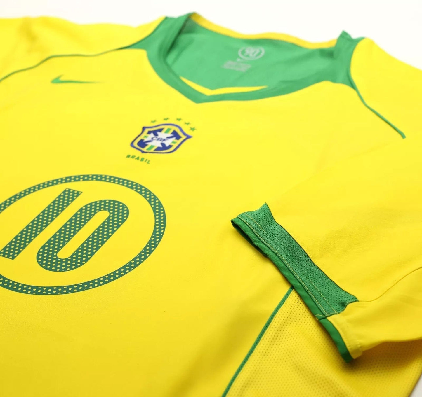 Ronaldinho Brazil 2004–06 Home Jersey
