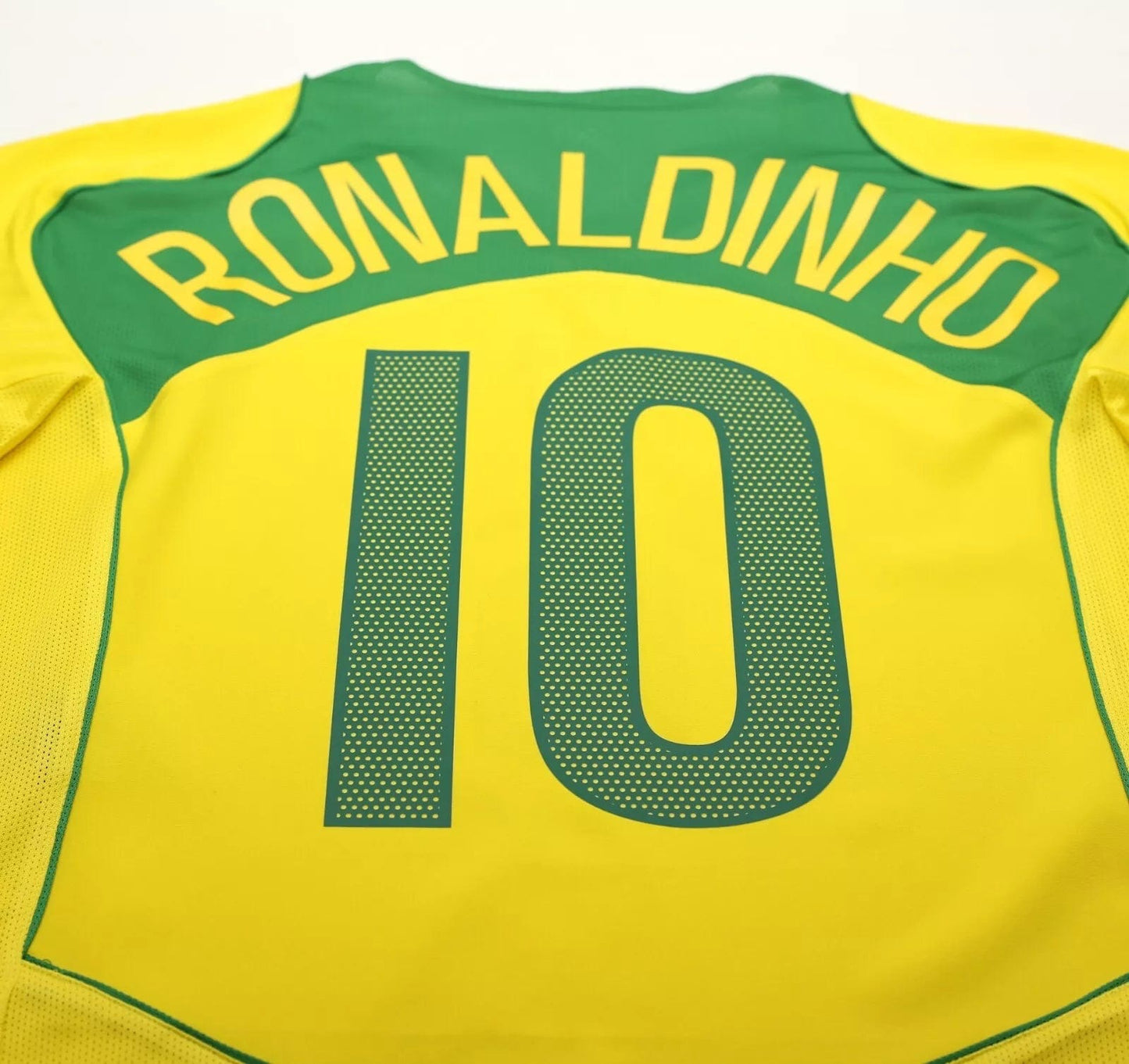 Ronaldinho Brazil 2004–06 Home Jersey
