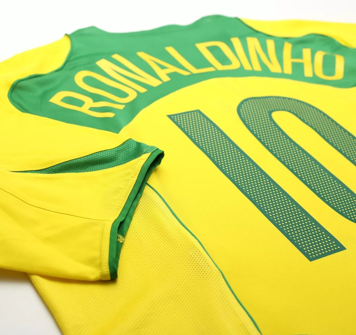 Ronaldinho Brazil 2004–06 Home Jersey
