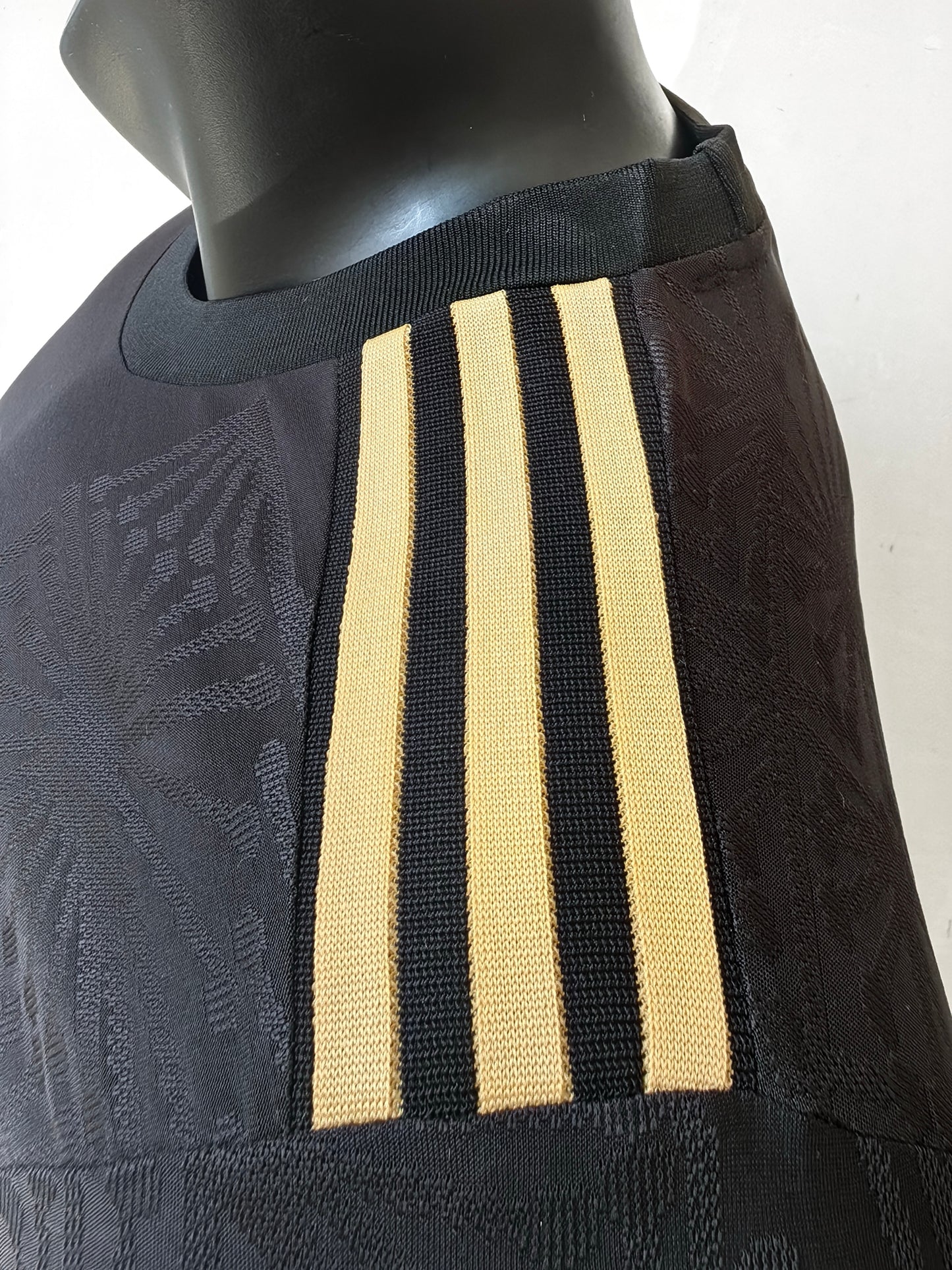 Mexico 2025/26 Black Special Souvenir Jersey – Player Variation