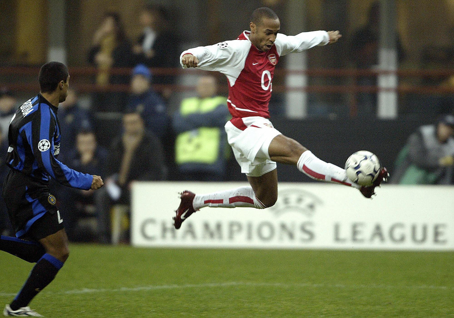 Thierry Henry Arsenal 2002 Home Jersey